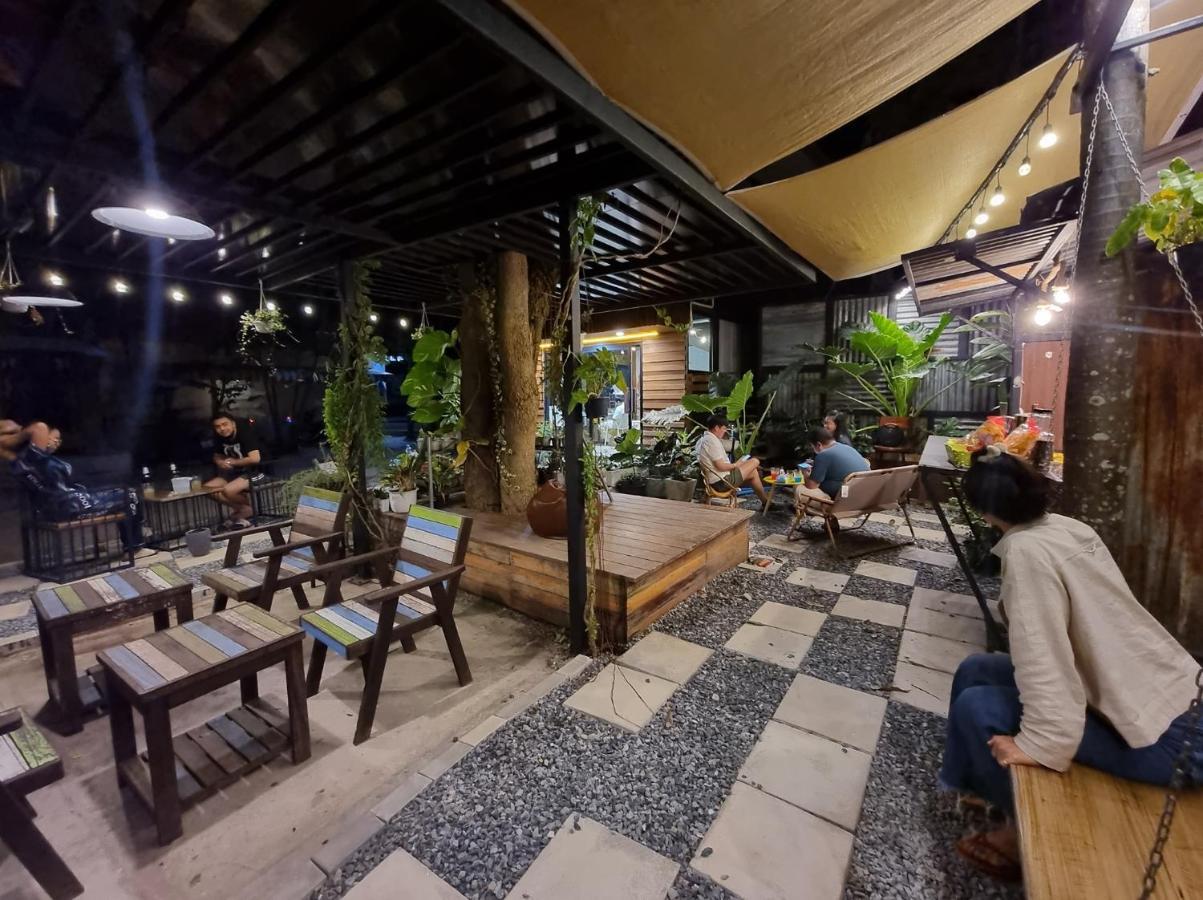 Golden House Hotel Sakaeo Sa Kaeo Esterno foto