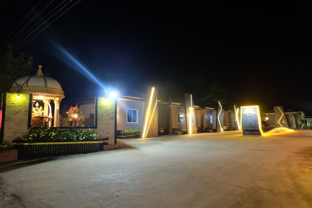 Golden House Hotel Sakaeo Sa Kaeo Esterno foto